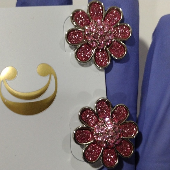 Red Floral Crystal Statement Earrings – Dazzling Gold Pink Flower Hypoallergenic - Picture 10 of 10